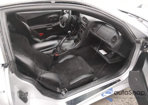 2002 Chevrolet Corvette Z06 Hardtop z USA, uszkodzony, nr VIN 1G1YY12S325126691